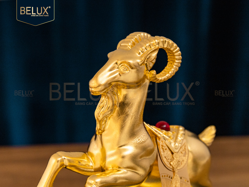 Tượng Dê Phong Thủy Dát Vàng 24K